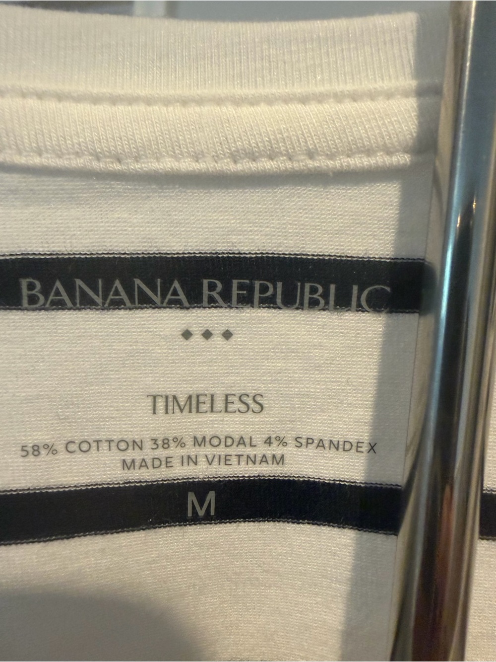 Banana Republic White Tee with Black Stripe Detail - Picture 4 of 5